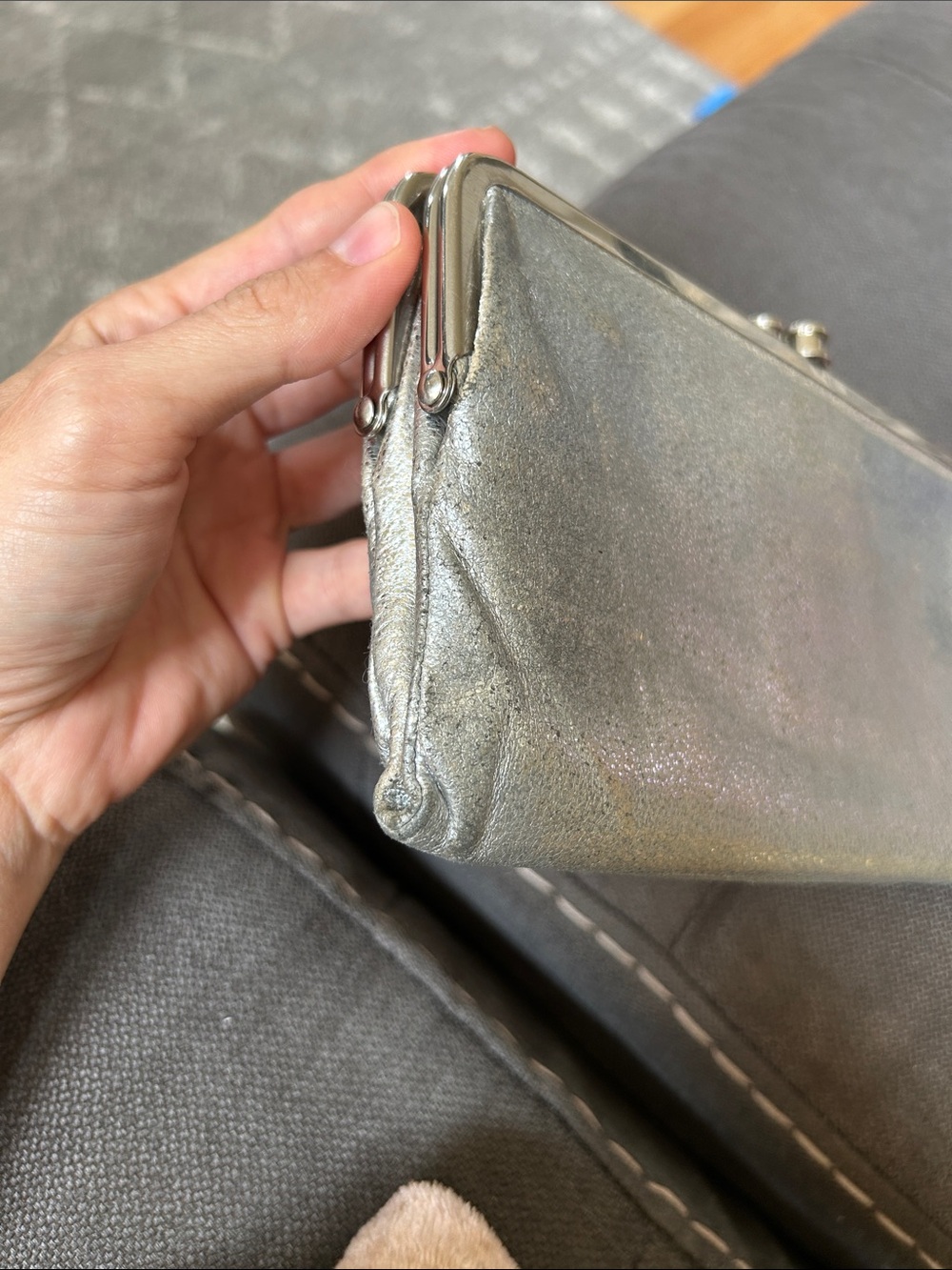 Hobo Lauren Silver Clutch - Picture 3 of 14